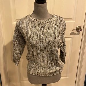 Sweater 3/4 sleeve length